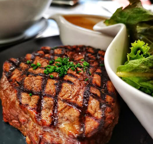 Restaurant à Dour, la Table d'Auguste, une cuisine authentique, inspirée des classiques de la gastronomie française.
